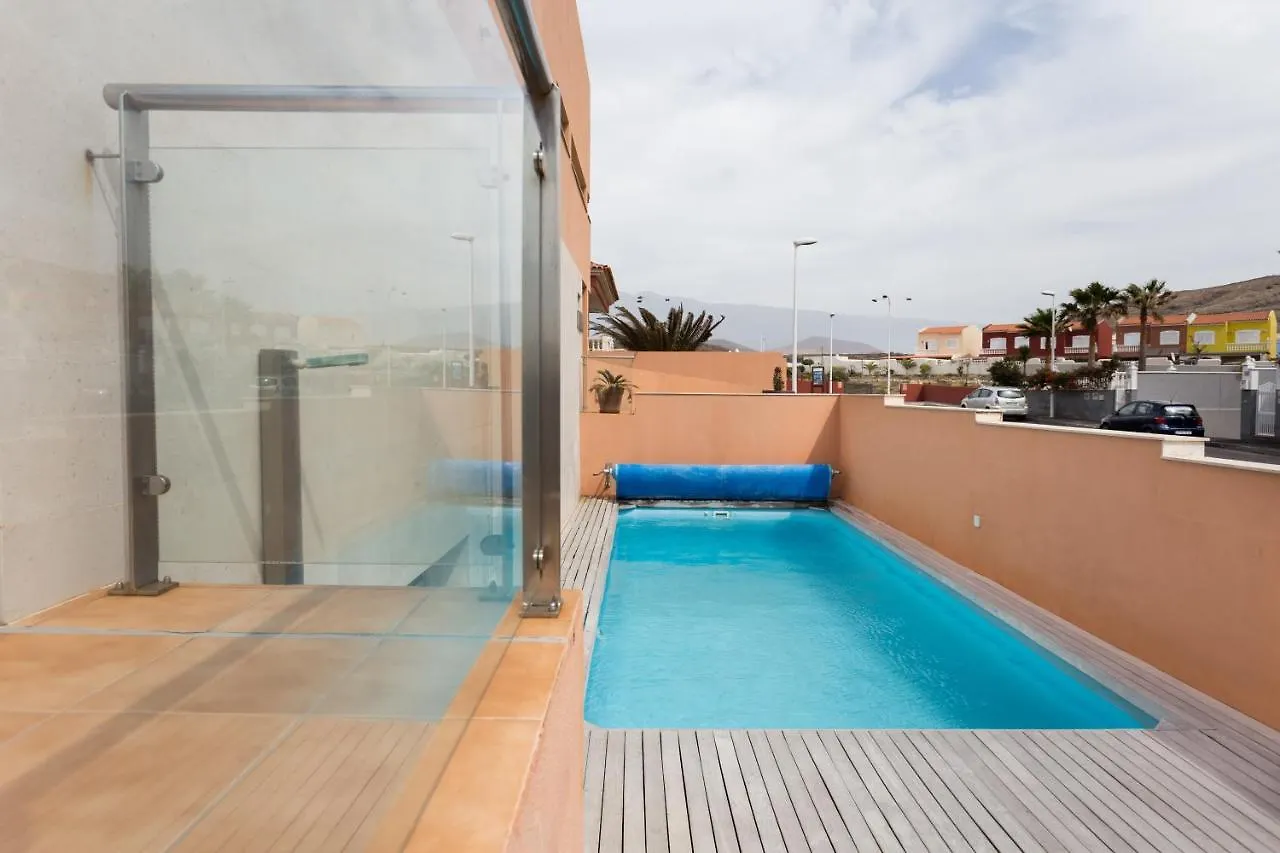 Modern House With Private Swimming Pool Villa El Medano  Spain