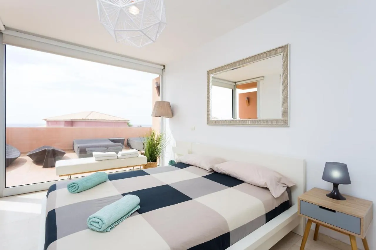 Modern House With Private Swimming Pool Villa El Medano  El Medano (Tenerife)
